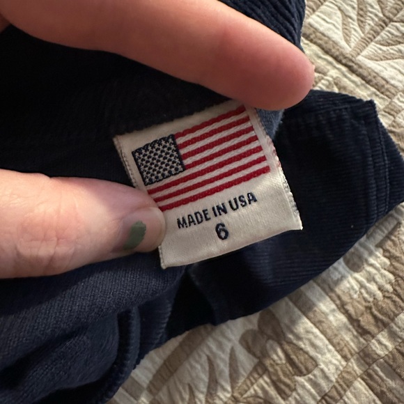 Vintage Birdwell Beach Britches corduroy shorts in a dark navy blue color - Picture 7 of 8